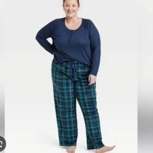 stars above Navy Long-Sleeve Henley & Green Plaid Pajama Set